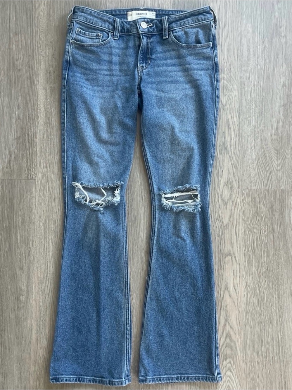 Hollister Low Rise Boot Jeans